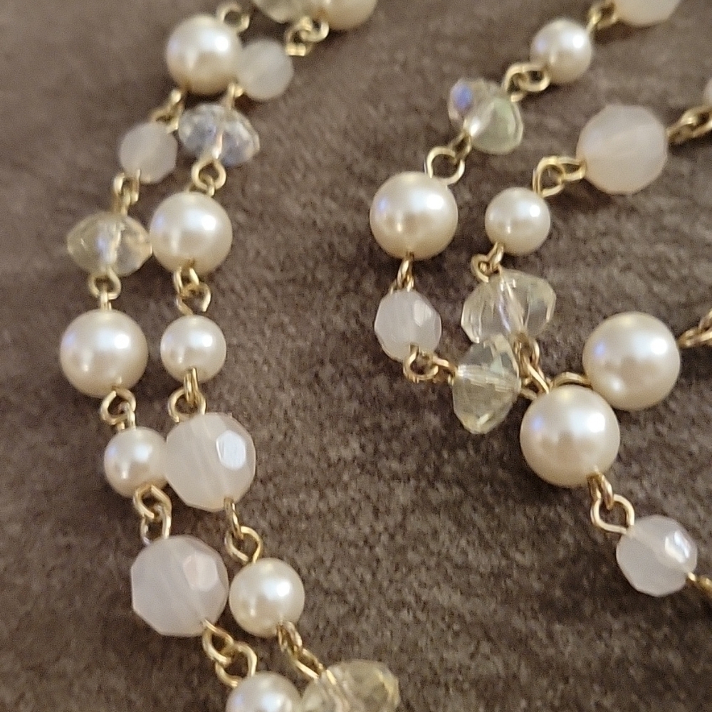 Faux Pearl Irridescent Opaque Pink Beaded Chain Necklace - Picture 4 of 8